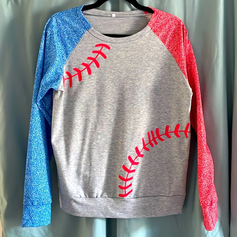 Red/blue/grey Baseball top